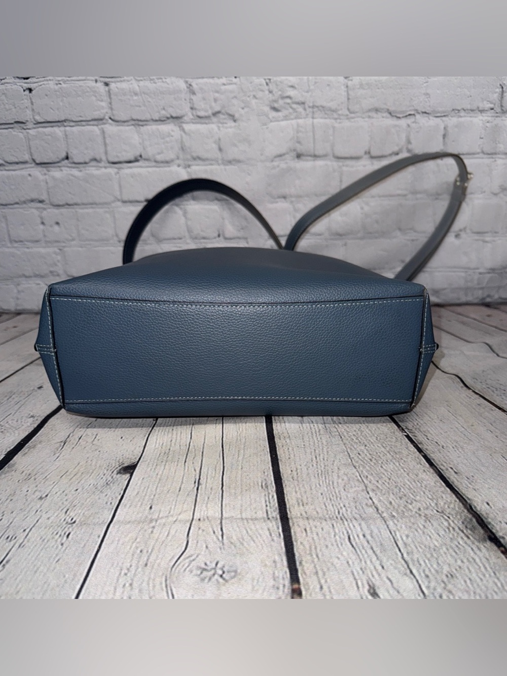 Coach Mollie Bucket Bag - Picture 8 of 11